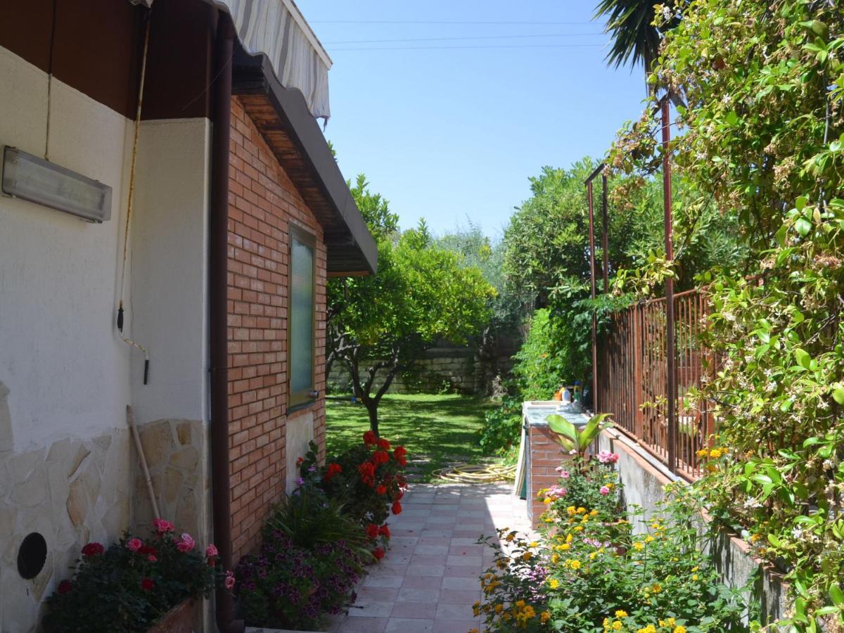 Вілла Casa Unifamiliar Con Jard N Privado Аньоне-Баньї Екстер'єр фото